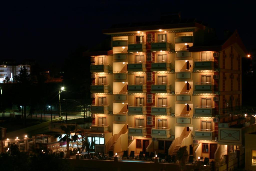 Side Best Hotel エクステリア 写真
